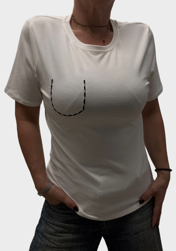 T-Shirt in Cotone con Ricamo Foto 1 T-Shirt in Cotone con Ricamo