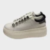 Sneaker a Cassetta in Pelle con Dettagli in Glitter Foto 1 Sneaker a Cassetta in Pelle con Dettagli in Glitter