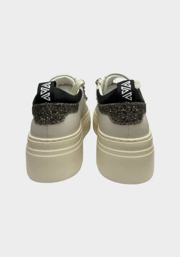 Sneaker a Cassetta in Pelle con Dettagli in Glitter Foto 3 Sneaker a Cassetta in Pelle con Dettagli in Glitter