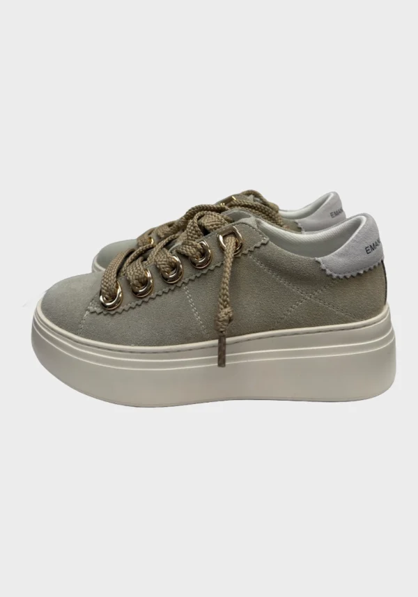 Sneaker a cassetta in crosta Foto 3 Sneaker a cassetta in crosta con occhielli a decorazione e lacci grossi, suola in eva leggera